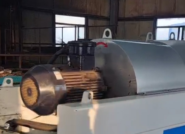 臥式螺旋卸料沉降離心機(jī)03